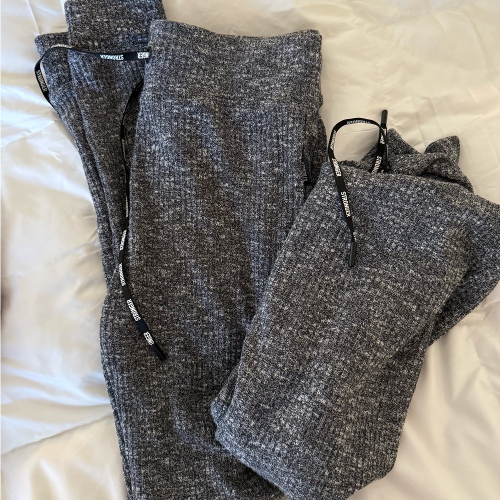 Stronger Gray Lounge Set